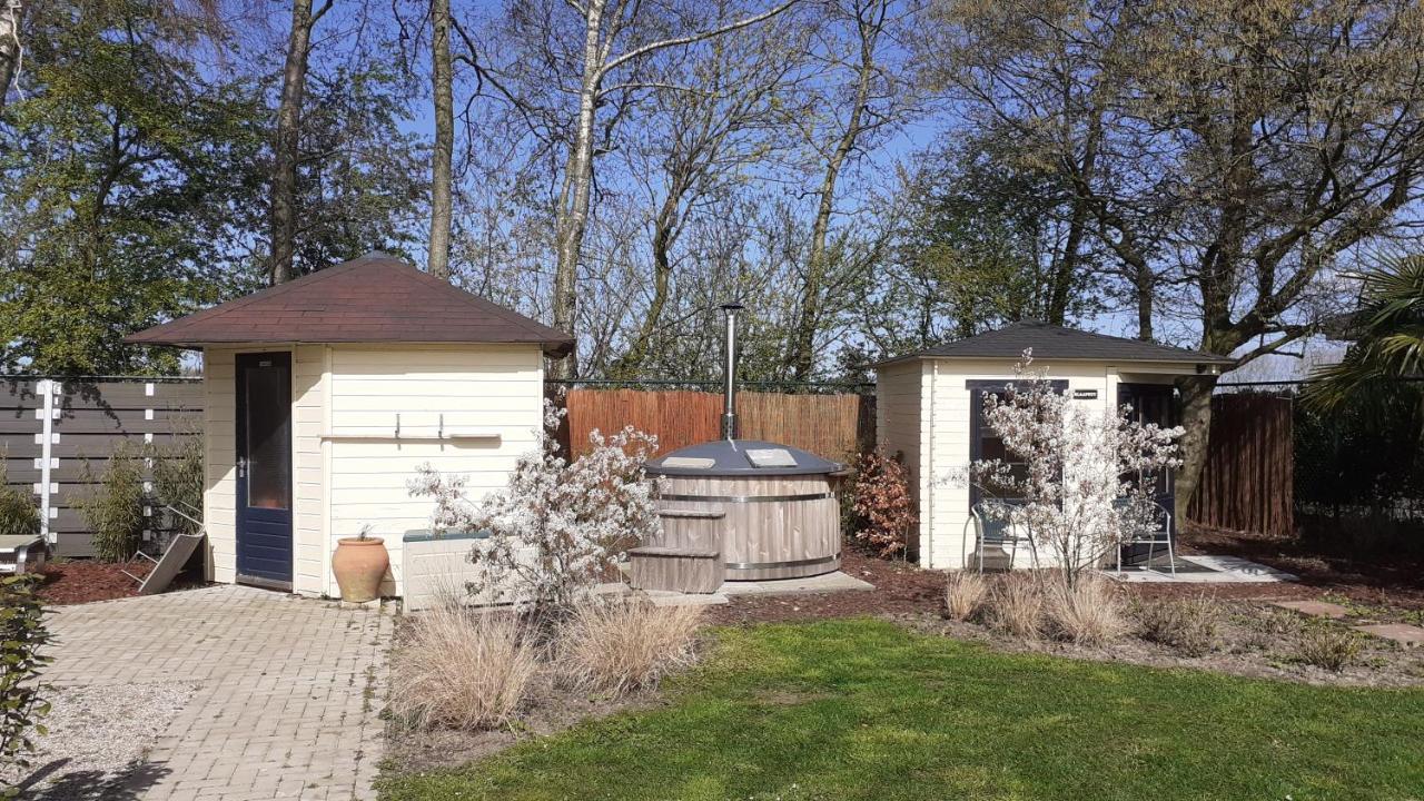 Stellechalets Op Vakantiepark Stelleplas - Heinkenszand Exterior foto